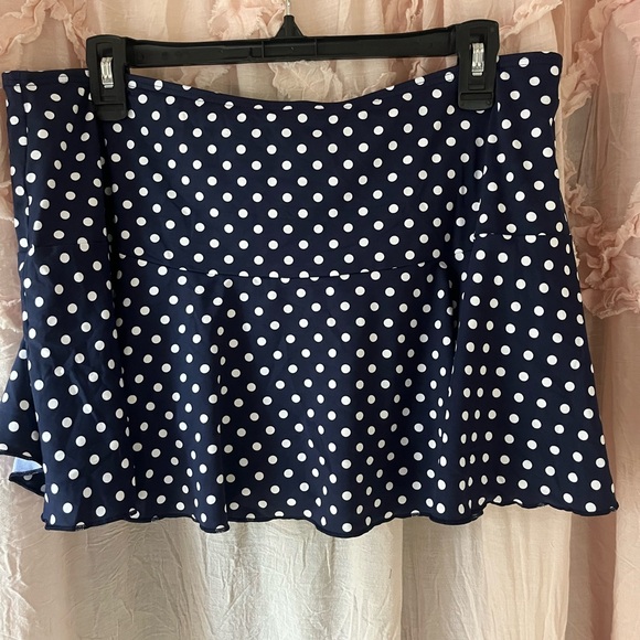 Lands end Navy Blue Polka Dot swim skirt size 14 👙 - Picture 4 of 5